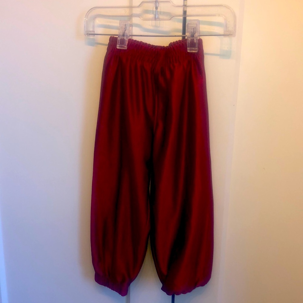 Athletic jogger like new, Garnet